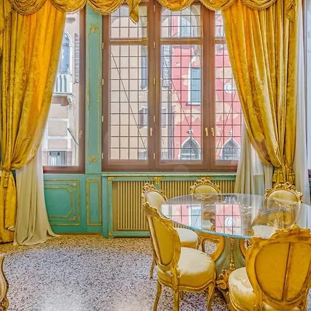 Apartamento Canal View San Marco Rialto *